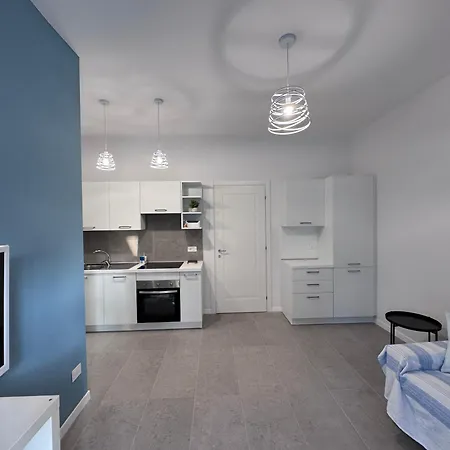Central Holiday Home Sperlonga New * 斯佩隆加