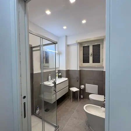 Central Holiday Home Sperlonga New 公寓 *